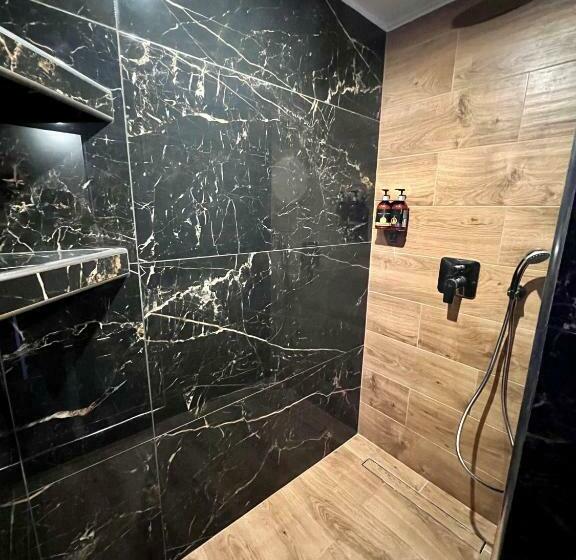 スーペリアールーム, Anezina Villas