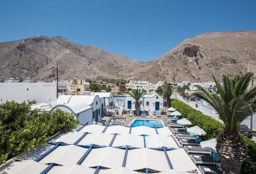 プールの見えるデラックスルーム, Anezina Villas