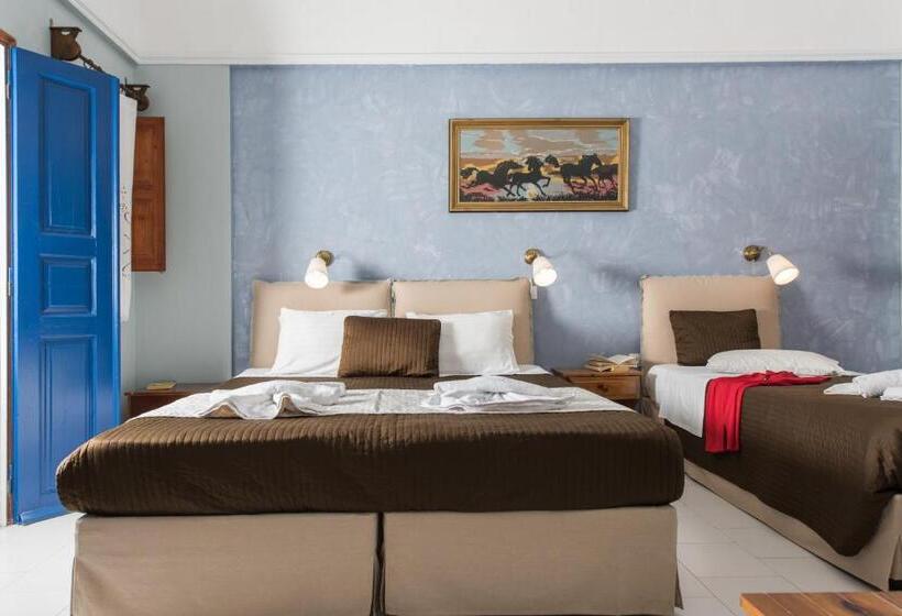 Family flat with pool view, Anezina Villas