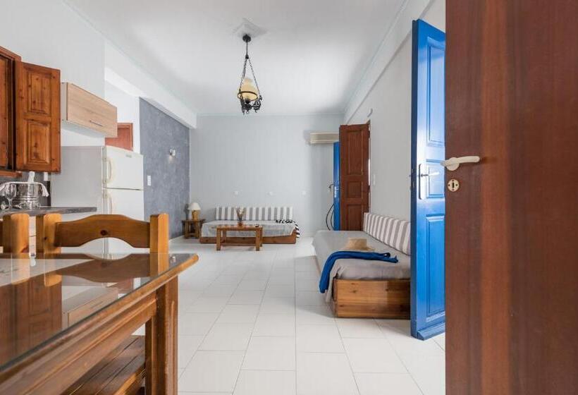 Family flat with pool view, Anezina Villas