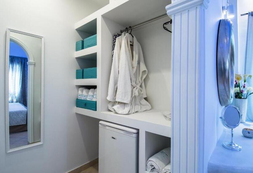 スーペリアールーム, Anezina Villas