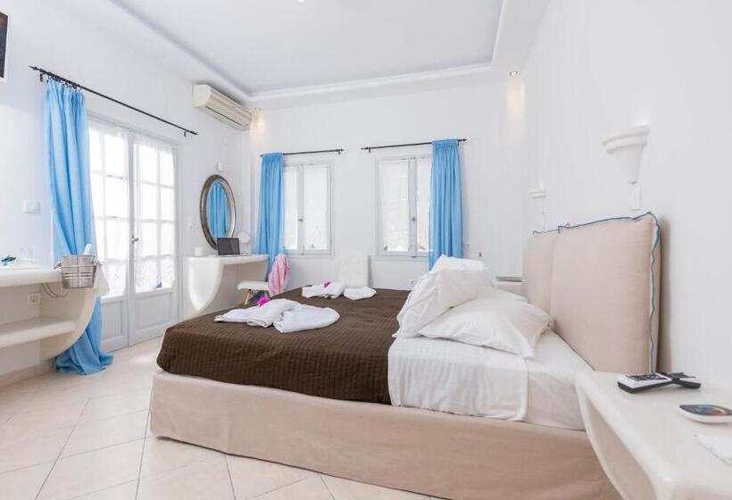 プールの見えるデラックスルーム, Anezina Villas