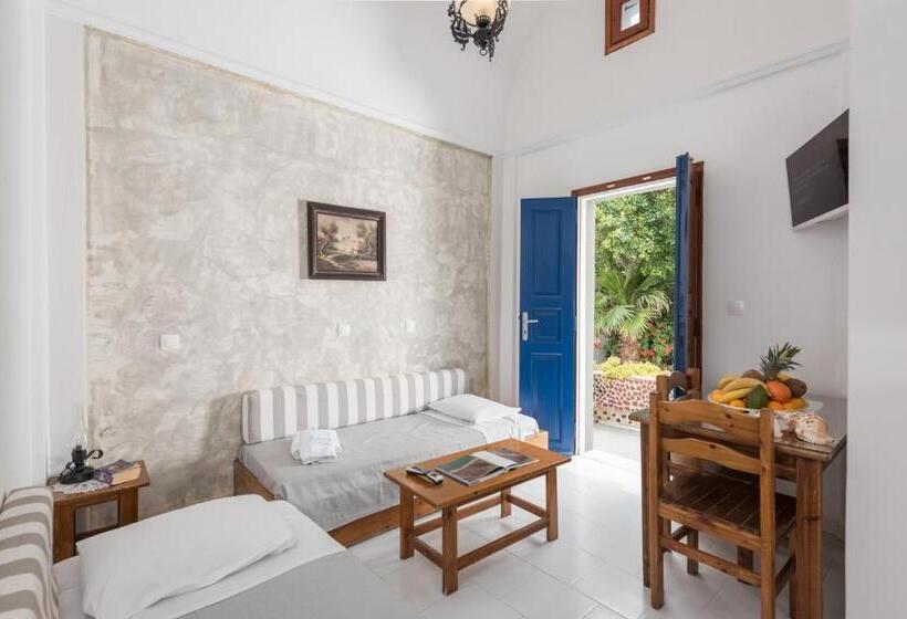 プールの見える１ベッドルームアパートメント, Anezina Villas