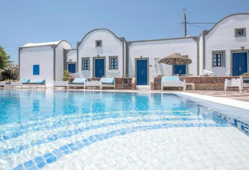 Family flat with pool view, Anezina Villas