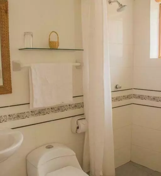 اتاق استاندارد با تخت بزرگ, Parwa Guest House