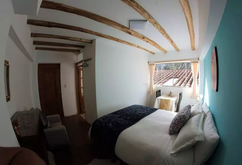 اتاق لوکس, Parwa Guest House
