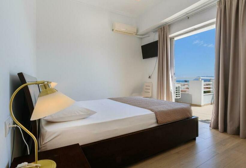 Номер Superior, Archontiki City