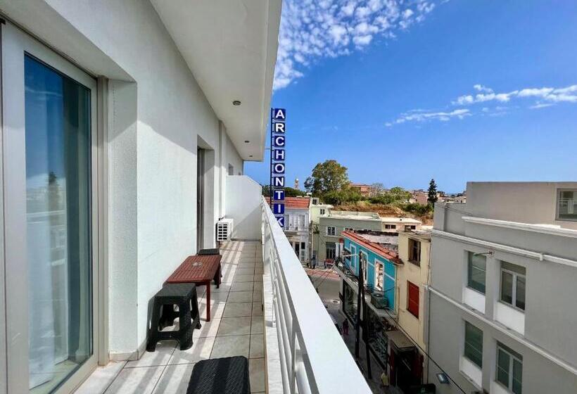 Трехместный Номер Стандарт с Балконом, Archontiki City