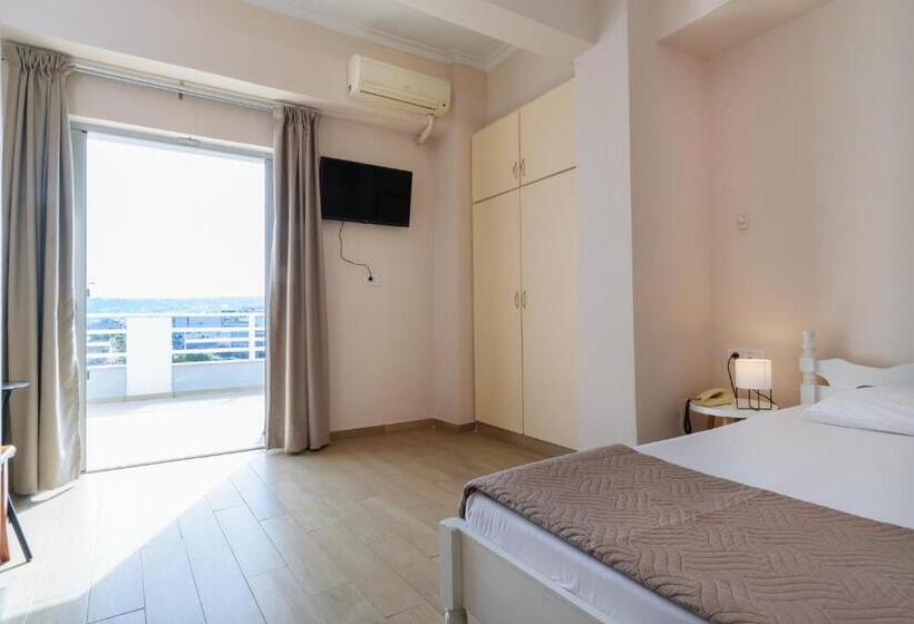 Семейный Номер Superior, Archontiki City