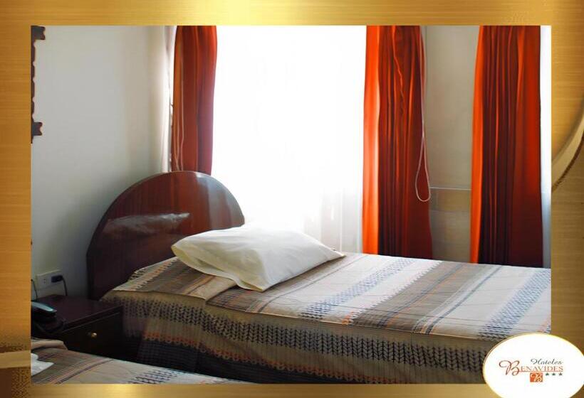 חדר סטנדרט, Benavides