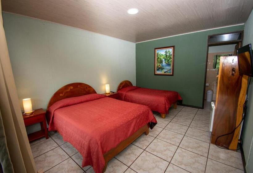 3-Bett-Standardzimmer, Cabinas Eddy B&b