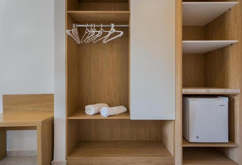 수피리어 룸 산전망, Denny S Inn