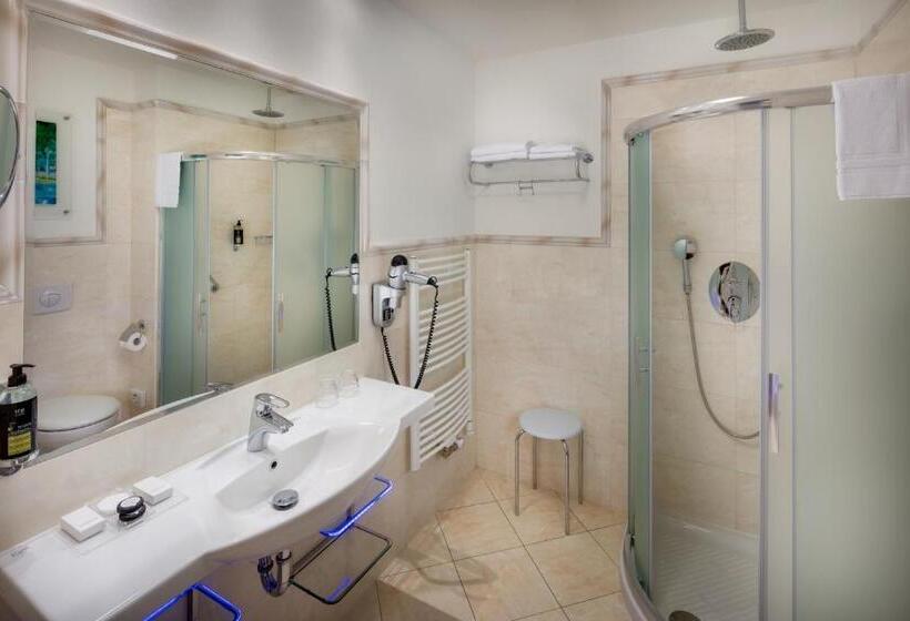 غرفة سوبيريور فردية, Ensana Hvězda  Imperiál  Neapol