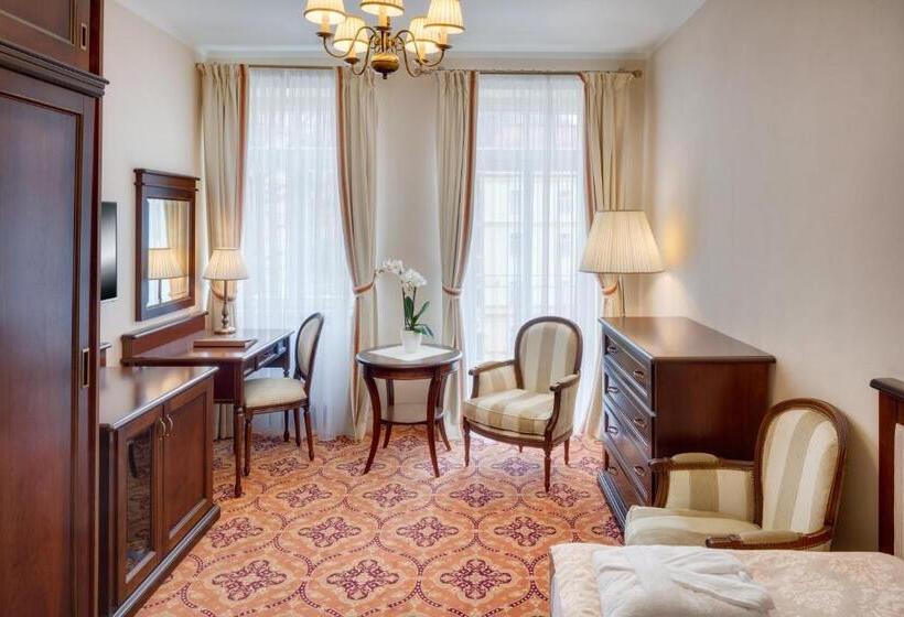 غرفة سوبيريور فردية, Ensana Hvězda  Imperiál  Neapol