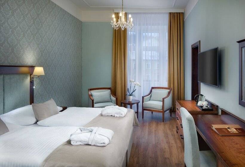 غرفة بريميوم, Ensana Hvězda  Imperiál  Neapol