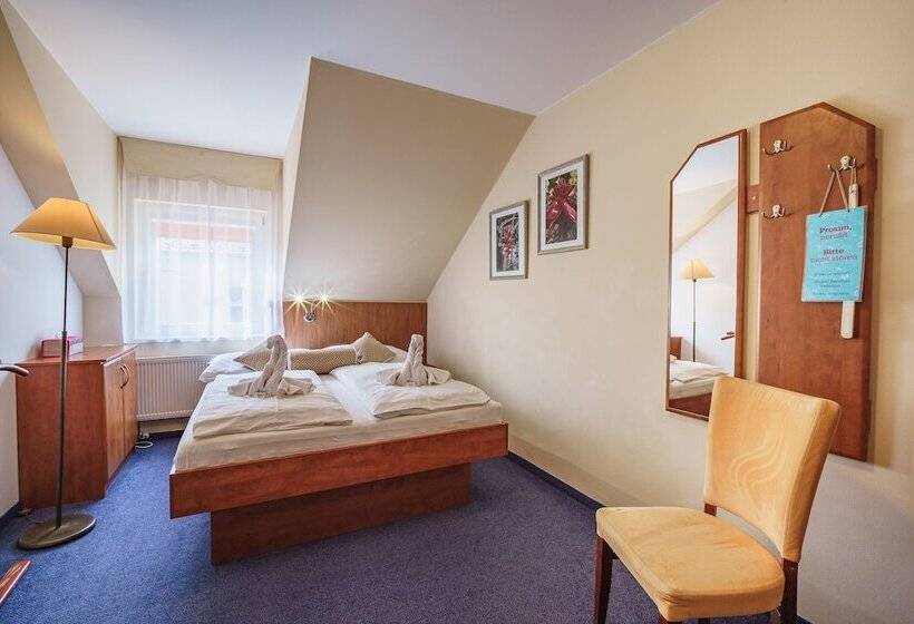 اتاق سوپریور, Francis Spa