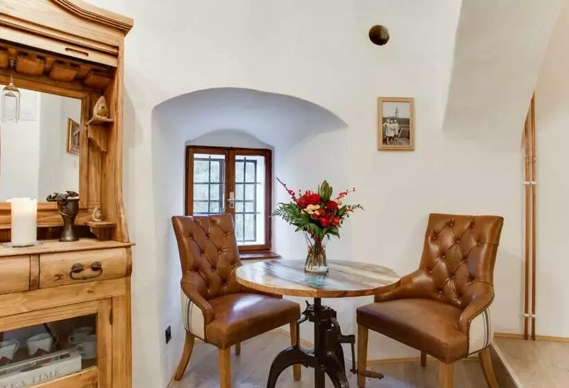 Standard-huone King-vuode, Krumlov Tower