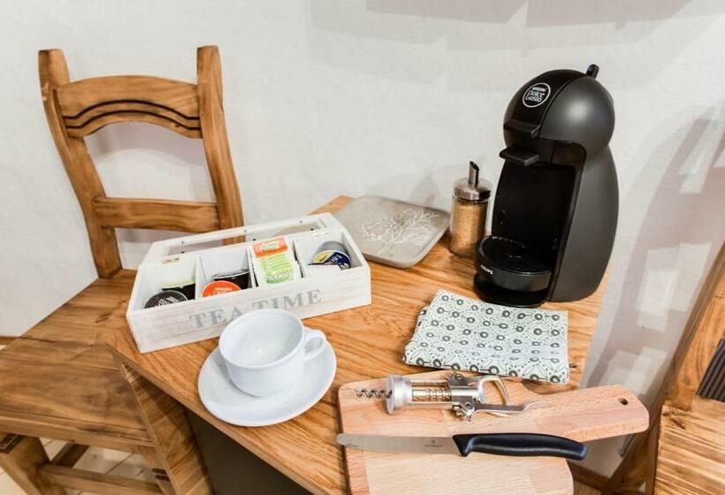 اتاق استاندارد با تخت بزرگ, Krumlov Tower