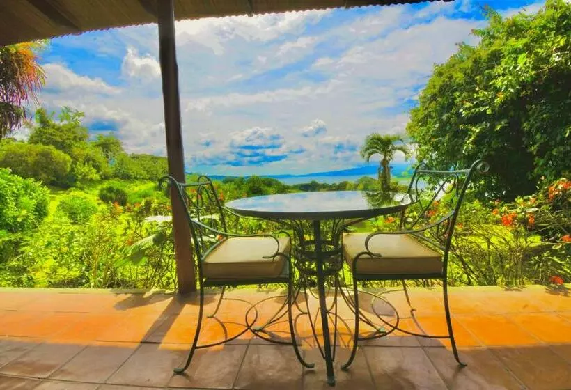 سوییت جونیور, La Mansion Inn Arenal
