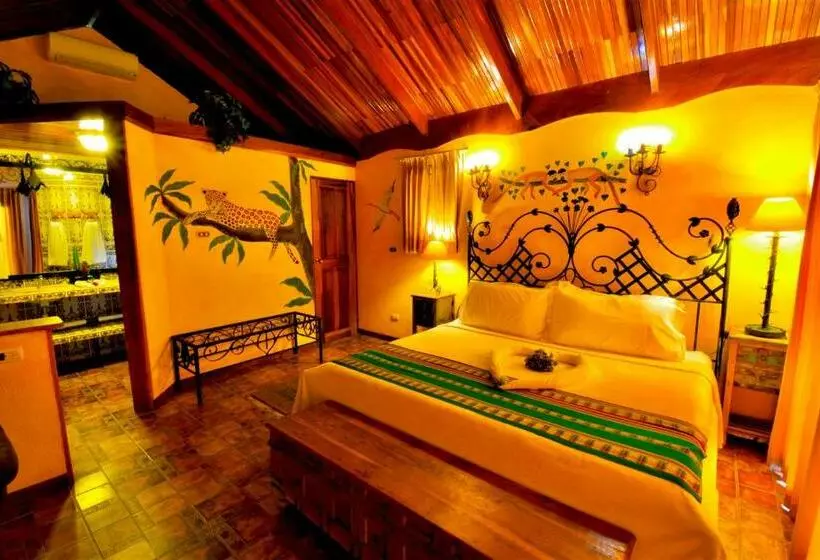 سوییت سوپریور, La Mansion Inn Arenal