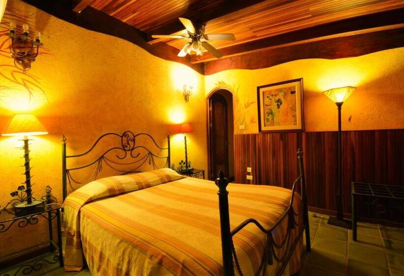 جناح سرير كينج, La Mansion Inn Arenal