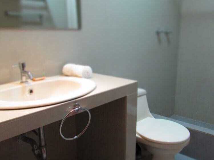 스탠다드 트리플 룸, Palau Amazonas