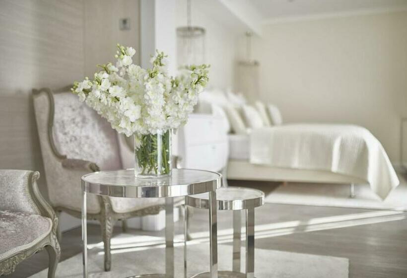 Suite King Size Bed, Paloma Průhonice