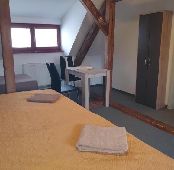 Четырехместный Номер Стандарт, Pension U Tří Sedláků