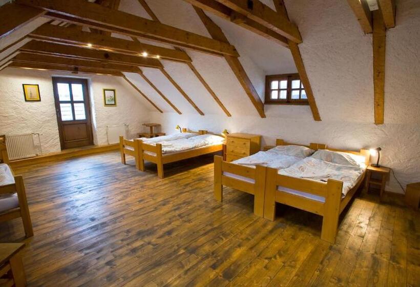 四人标准间, U Maleho Vitka