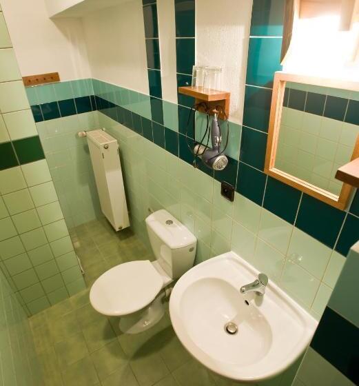 家庭间, U Maleho Vitka