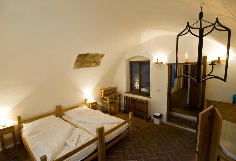 高级大房间, U Maleho Vitka