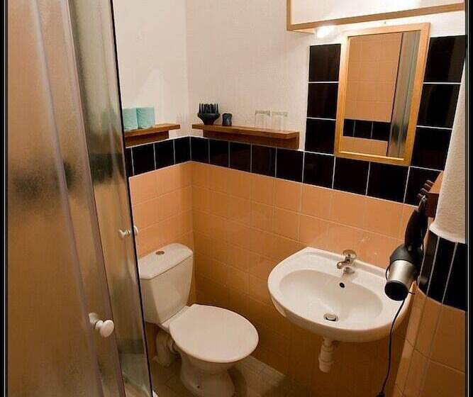 标准三人间, U Maleho Vitka