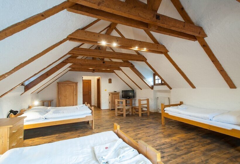 四人标准间, U Maleho Vitka