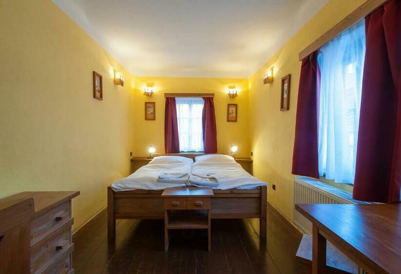 标准间, U Maleho Vitka