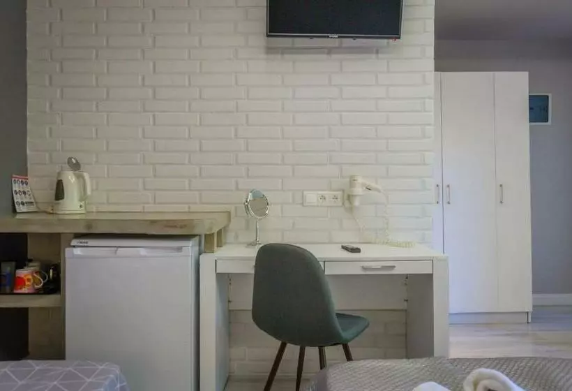 Deluxe Kolmen Hengen Huone, Villa Eden