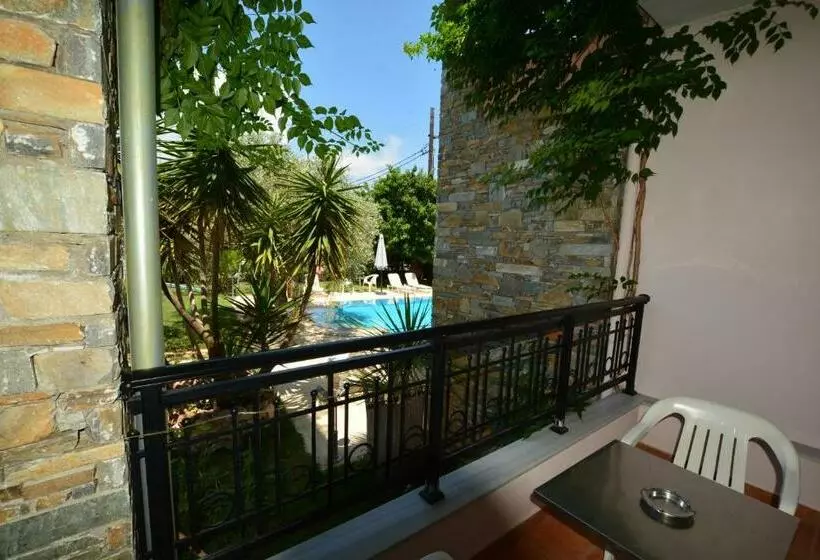 Deluxe-studio, Villa Eden