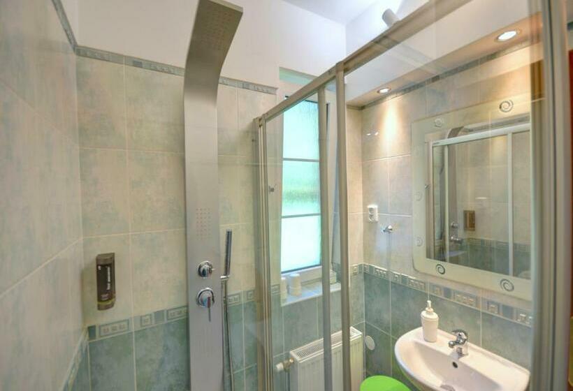 شقة غرفة واحدة مطلة على الحديقة, Wellness Hotel Fénix