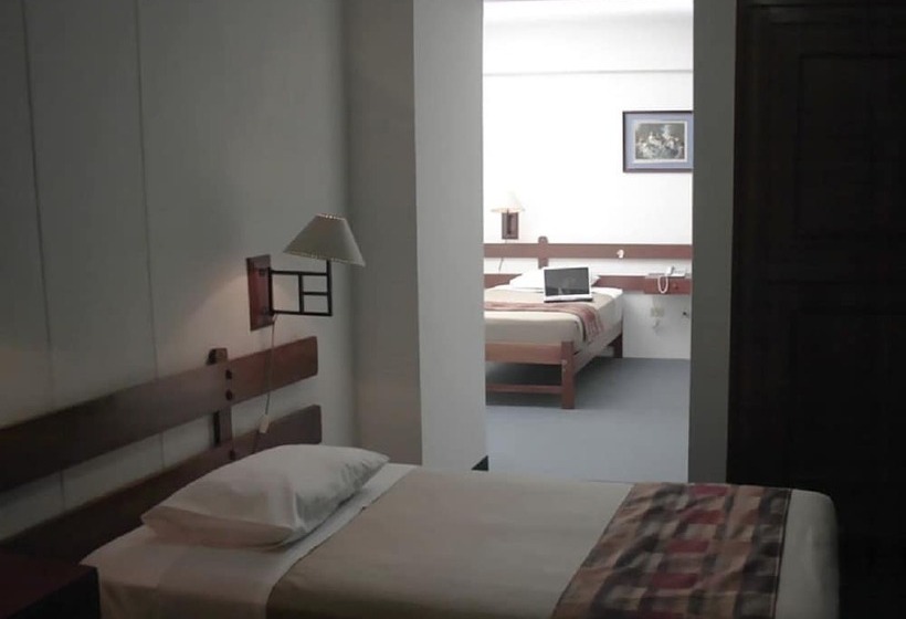 スタンダード４人部屋, Las Musas Hotel & Casino