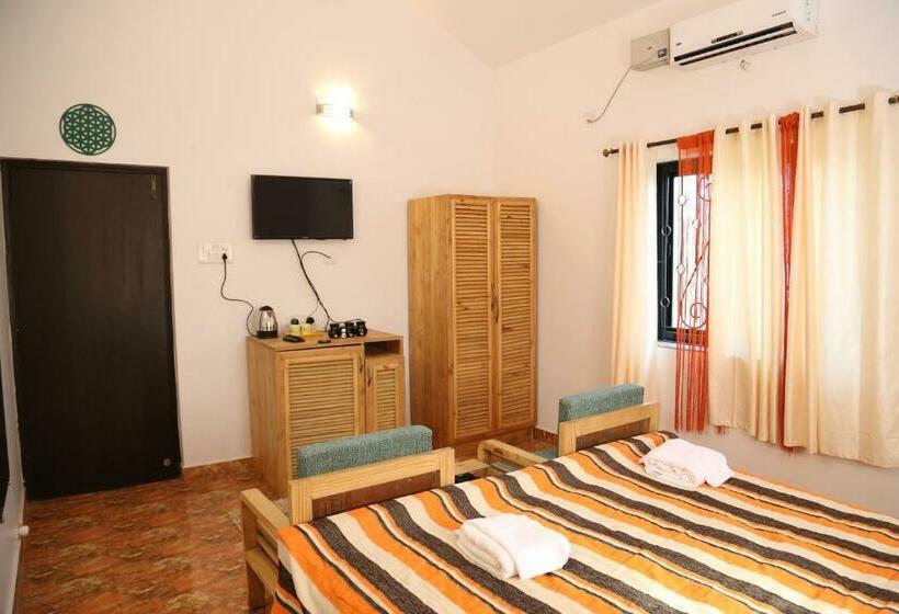 شقة غرفتين نوم مزودة بشُرفة, Villa Baywalk Goa