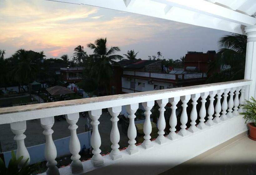 شقة غرفتين نوم مزودة بشُرفة, Villa Baywalk Goa