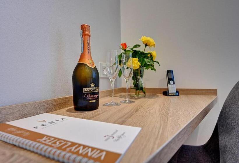 غرفة قياسية مزوَّدة بجاكوزي, Wellness Hotel Fénix