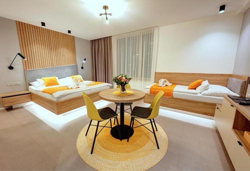 غرفة قياسية ثلاثية, Wellness Hotel Fénix