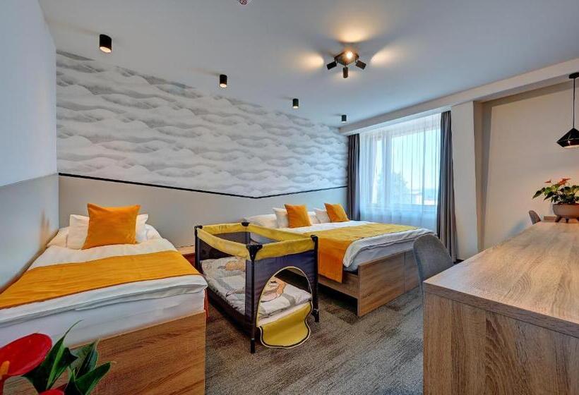 غرفة قياسية ثلاثية, Wellness Hotel Fénix