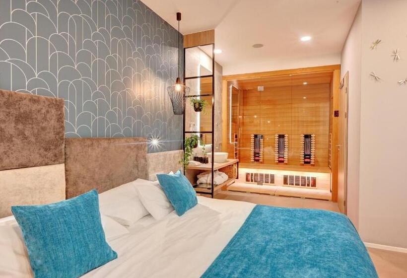 جناح, Wellness Hotel Fénix