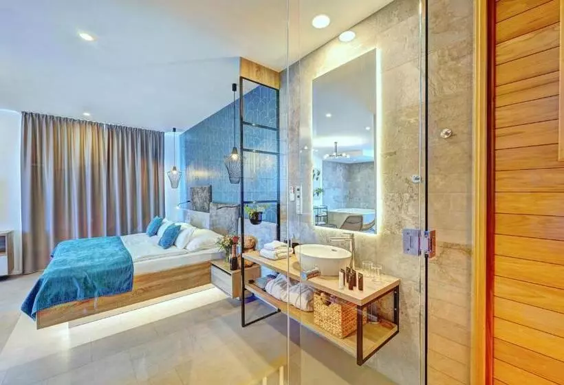 سوییت, Wellness Hotel Fénix
