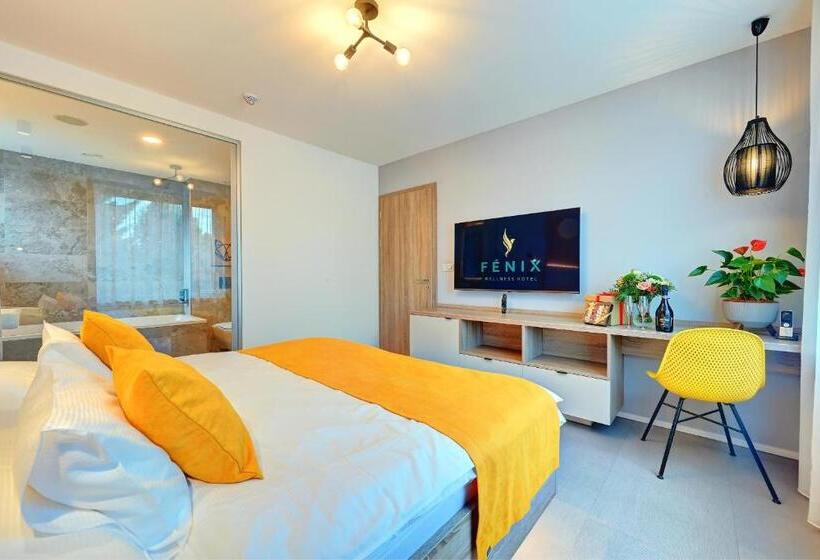 سوئیت با وان آب گرم, Wellness Hotel Fénix
