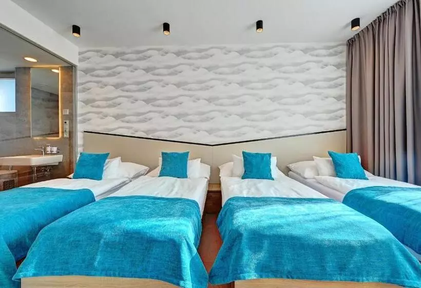 سوئیت با وان آب گرم, Wellness Hotel Fénix