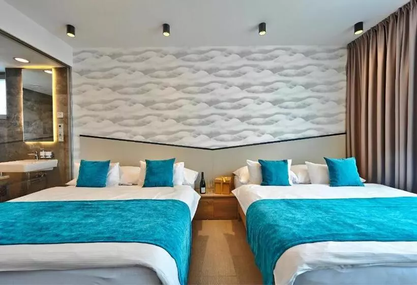 سوئیت با وان آب گرم, Wellness Hotel Fénix