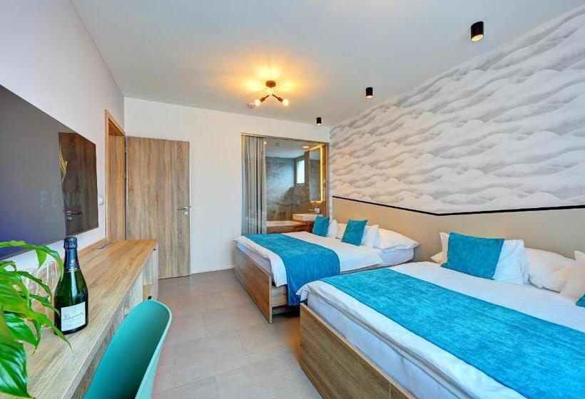 سوئیت با وان آب گرم, Wellness Hotel Fénix