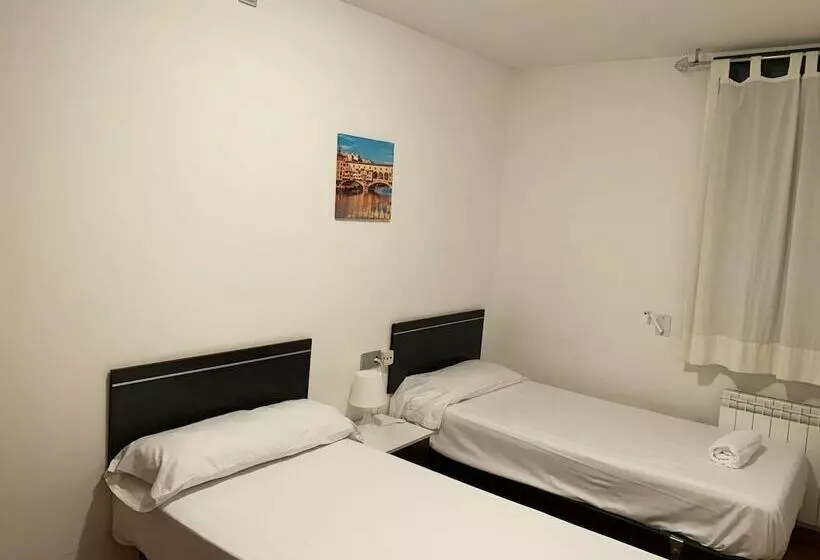 آپارتمان 2 خوابه, Apartamentos Canillo Les Moles 3000